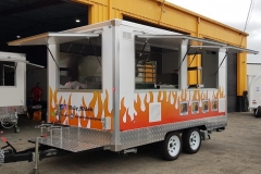 Holy_Shish_-_Windows_Open